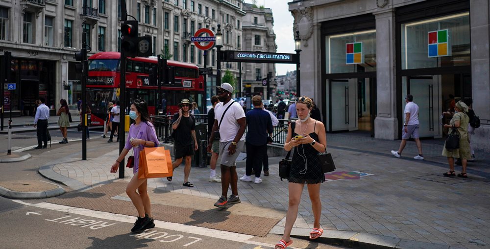 Temperatura ekstreme ne Britani, vendi drejt gjendjes se jashtezakonshme